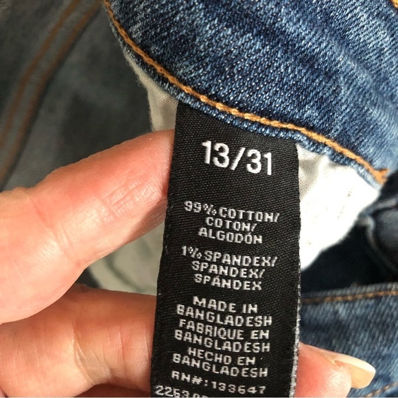 NWT Distressed shorts - Picture 5 of 6